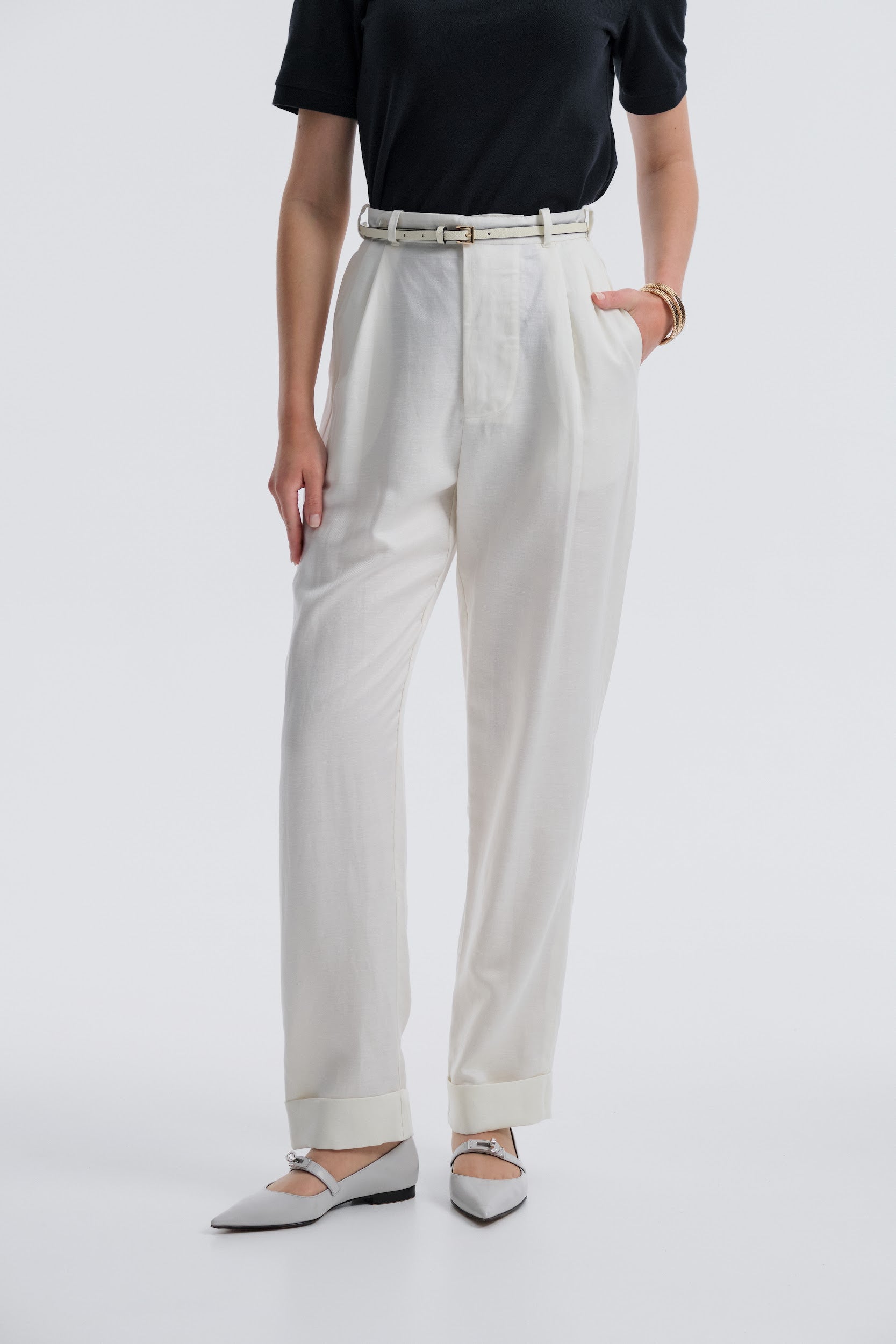 Heathrow Club Tailored Pants